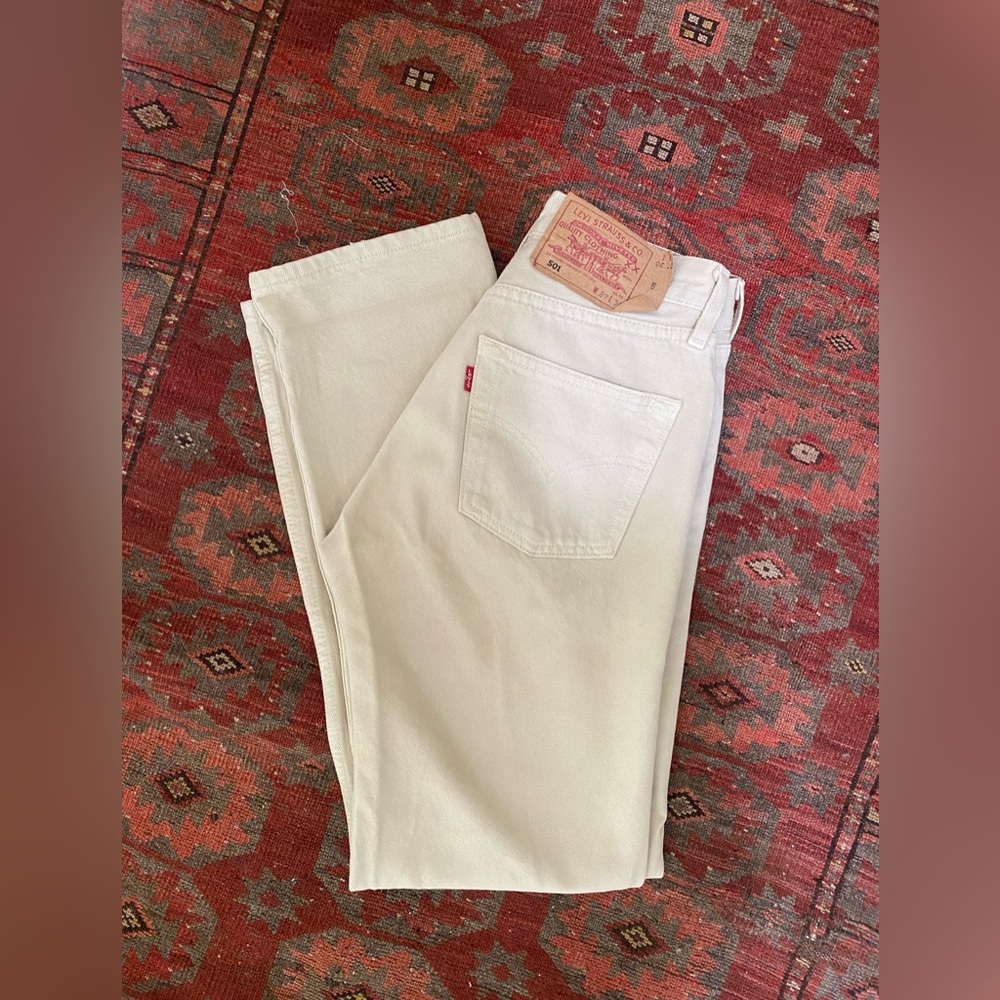 Perfect Cream Levi’s 501’s